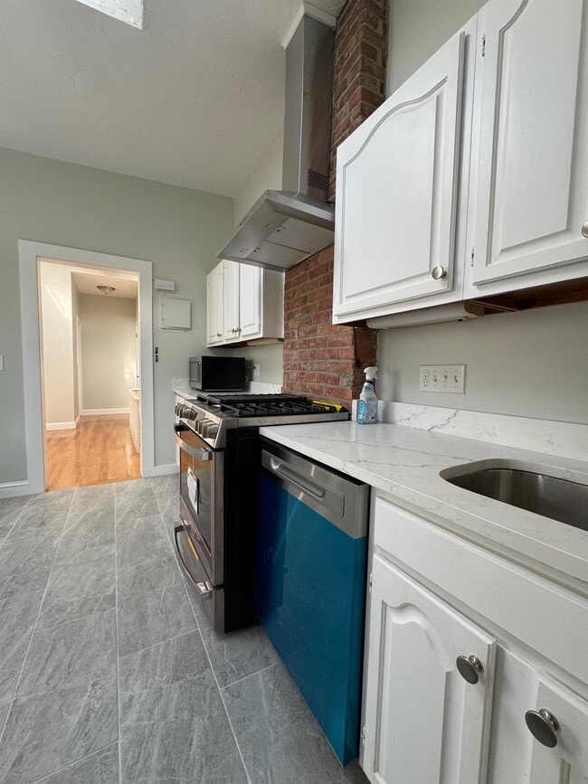 Photo - 60 Sacramento St Unit 2