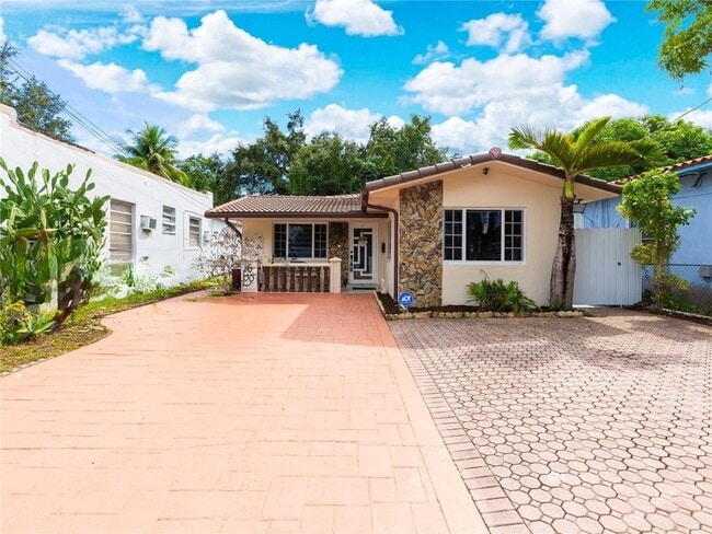 Building Photo - 33 NW 58th Ct Rental