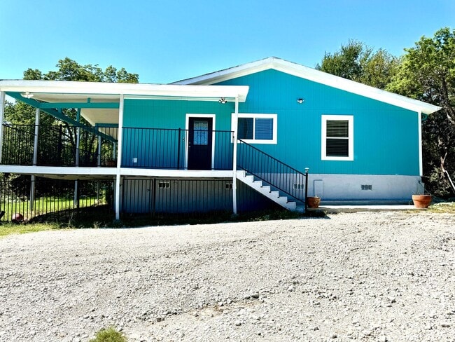 2618 Creekview Dr
