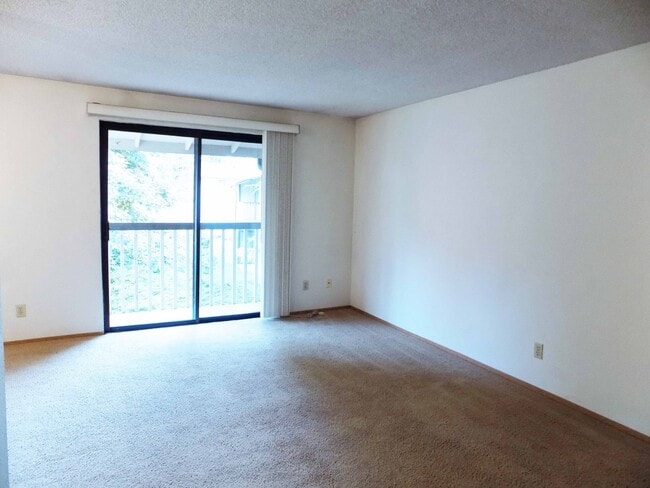 690 NW Atalanta Way Unit F201