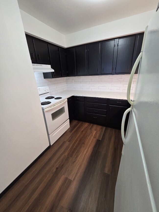 Photo - 1415 W Kamps Ave