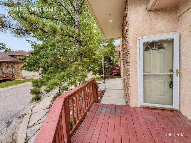 701 Westwood Dr