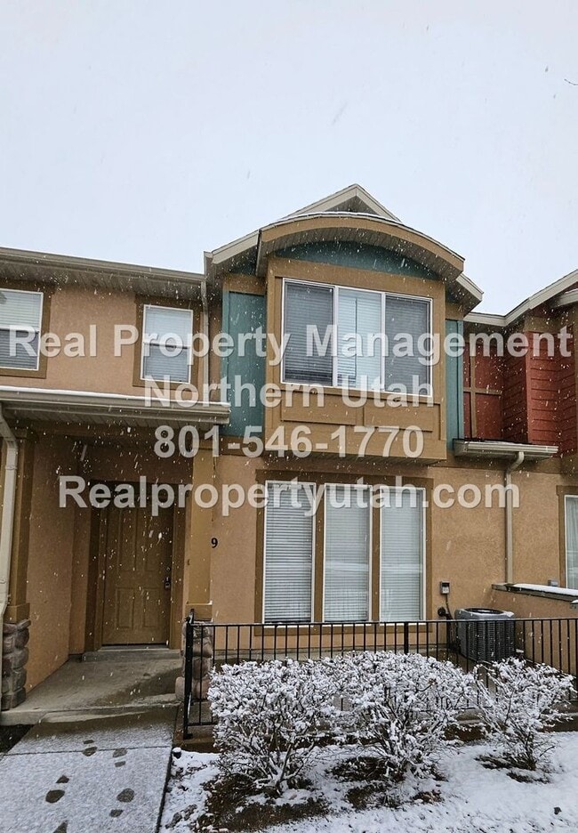 3 Bedroom Townhome Now Available! House Rental in Farmington, UT