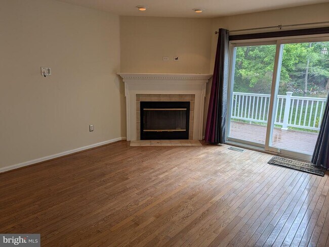 Photo - 123 Shoal Creek Dr