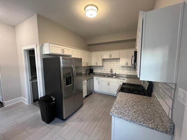 Photo - 247 Taylor Ave