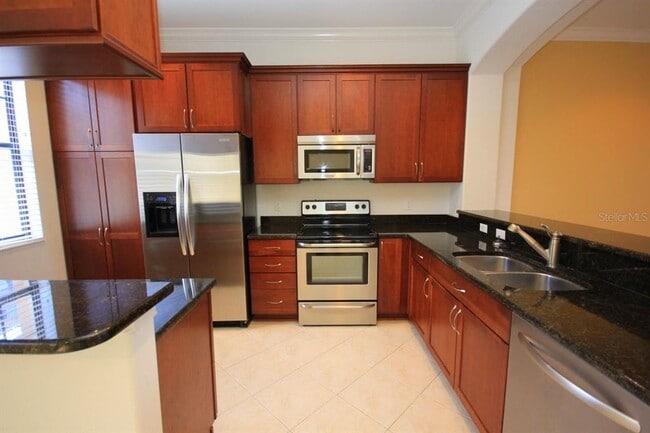 Photo - 5902 Printery St