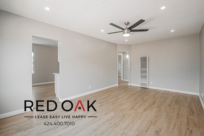Photo - 1589 E 47th St Unidad 3