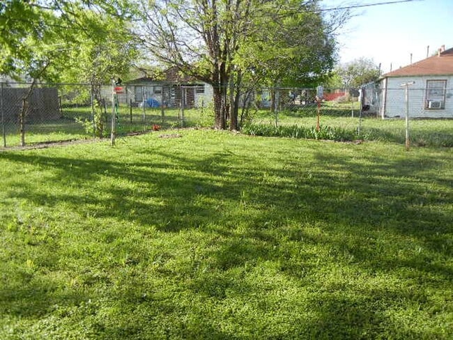 Photo - 914 Stetson Ave