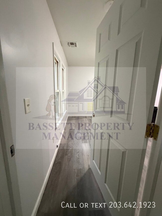 Photo - 191 Davis St