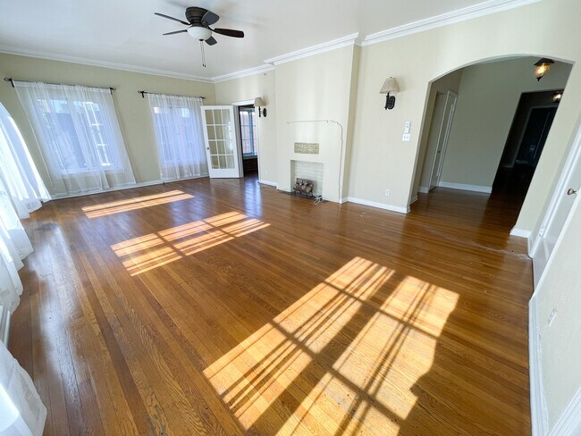 Photo - 620 S Ardmore Ave