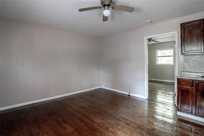 Photo - 2018 Ave L 1/2 Unit 3