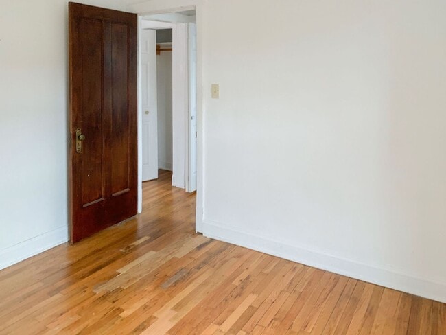 Photo - 3525 N Broadway St