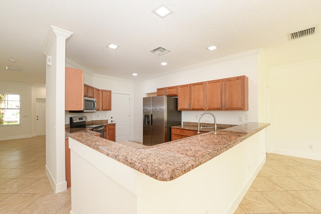 Photo - 3929 Sabal Way