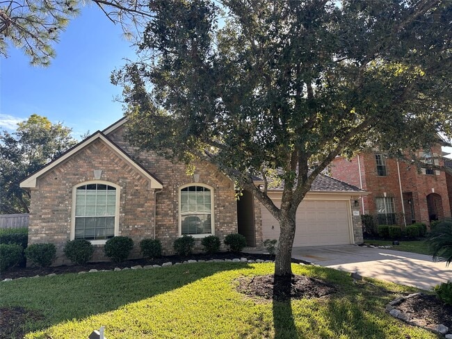 Photo - 3734 Paigewood Dr