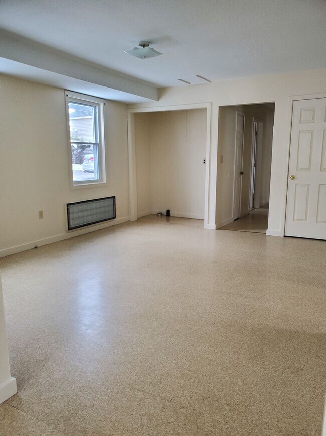 Photo - 64 Spring St Unidad Apt 1