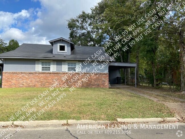 Building Photo - ** COMING SOON January 2025 ** 2-Bedroom 1... Rental