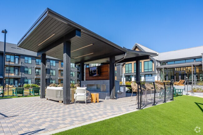Outdoor Entertainment Space