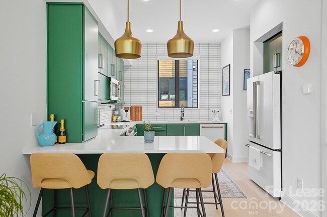 Photo - 1003 Zinc Ln