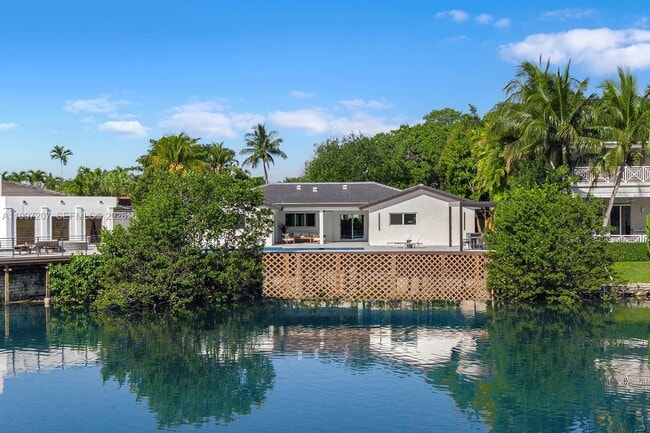 Building Photo - 19721 NE 23rd Ave