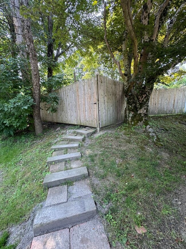 Photo - 136-138 Washington St-138 Unit 138