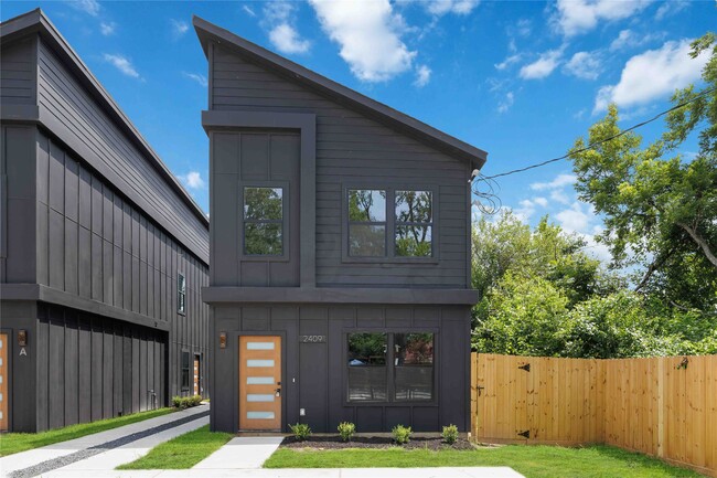 Building Photo - 2409 Dolly Wright St