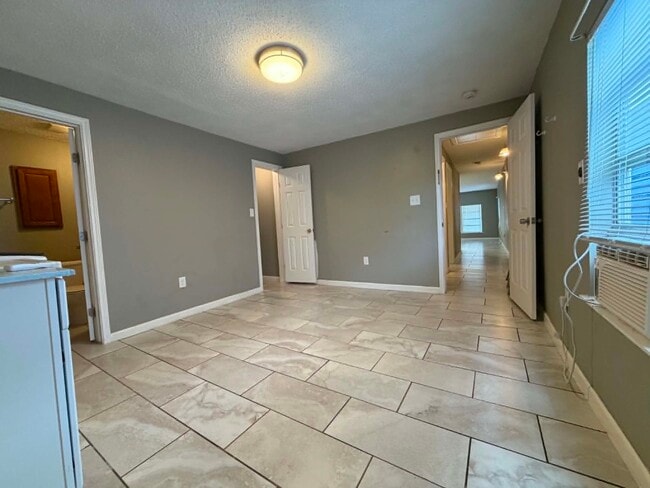 Photo - 1709 Avenue L