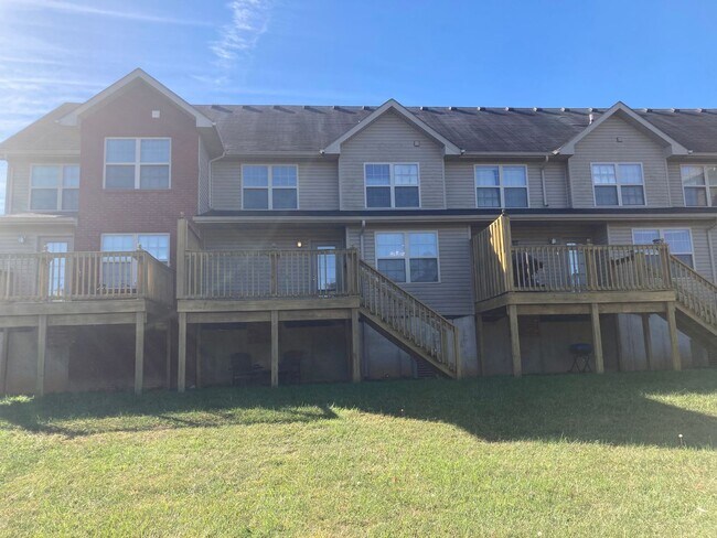 Photo - 141 Twin Lakes Dr