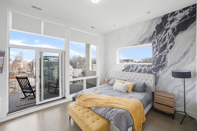 Photo - 2048 W Chicago Ave Unidad ID1244903P