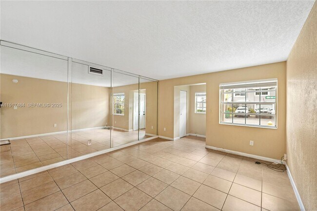 Photo - 5263 SW 121st Ave