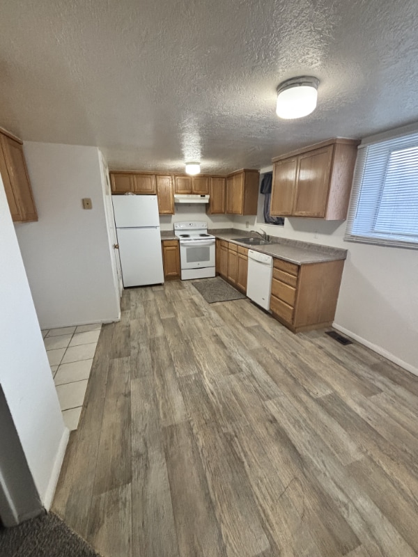 Photo - 363 Noble Rd
