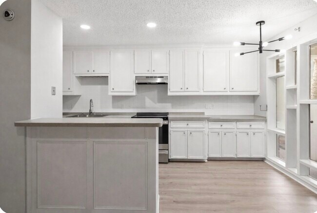 Photo - 3502 Burlington St Unidad 3