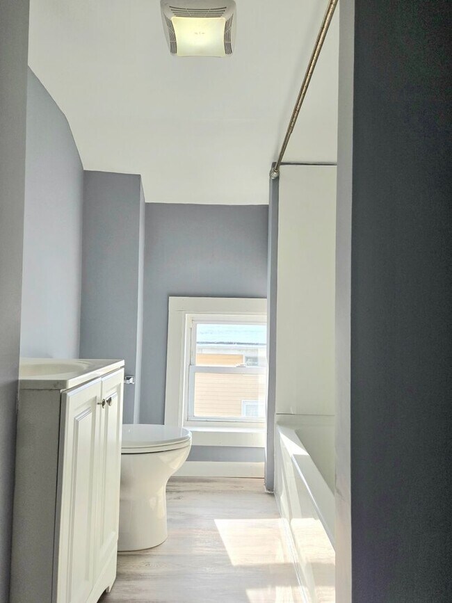 Photo - 48 Rocliffe St