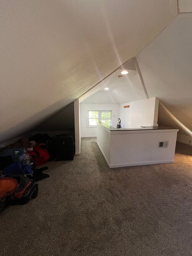 Photo - 1707 Adams St