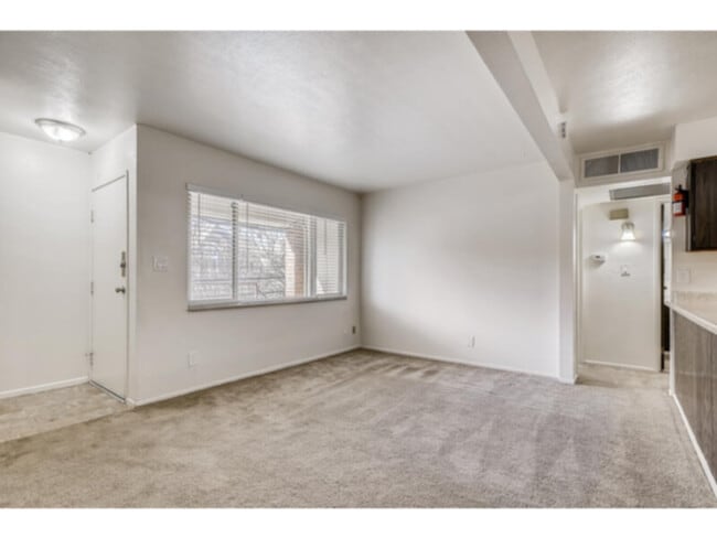 Building Photo - 1925 S Depew St Unit 29 Rental