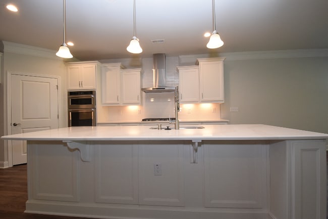 Photo - 727 Craddock Dr