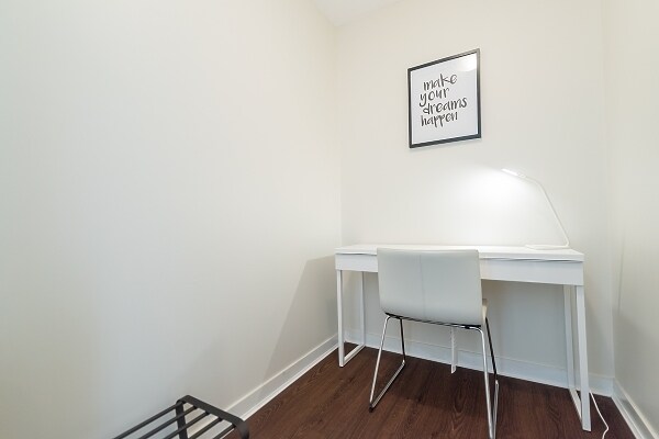 Photo - 928 Beatty St