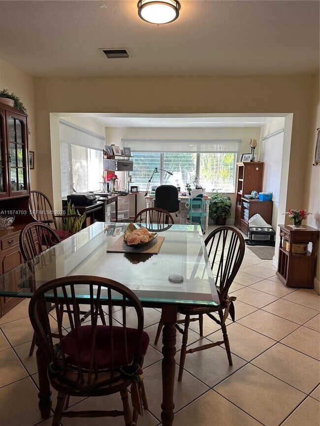 Photo - 1428 Hayes St