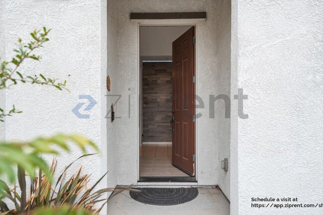 Photo - 1339 Sauvignon St