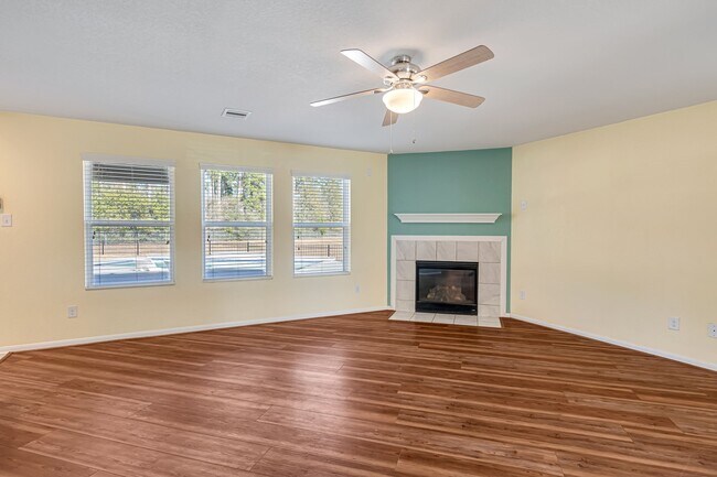 Photo - 16707 Lark Bunting Ln