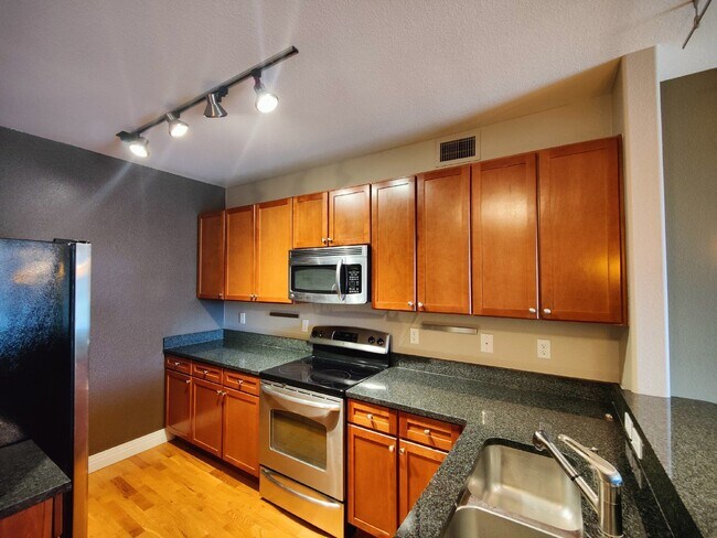 Photo - 9019 E Panorama Cir Unit D-404