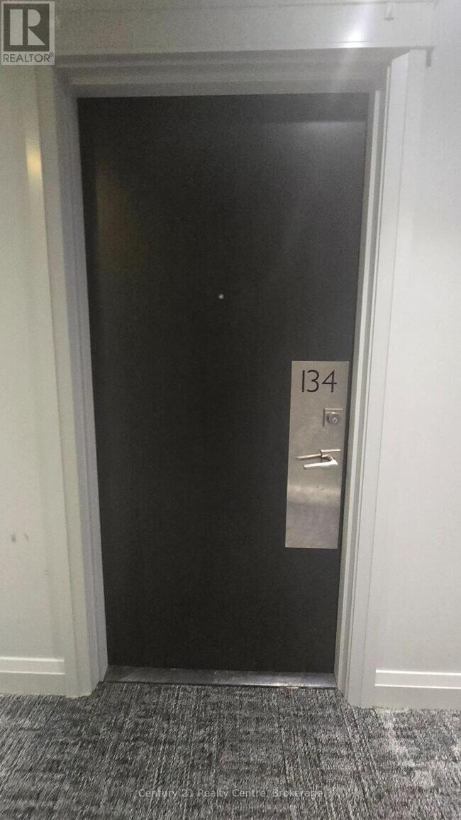 Photo - 102 Grovewood Common Unité 134