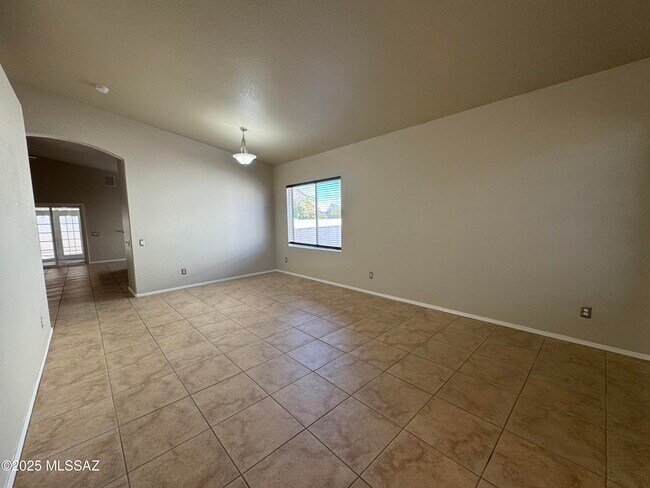 Photo - 9005 N Silver Moon Way