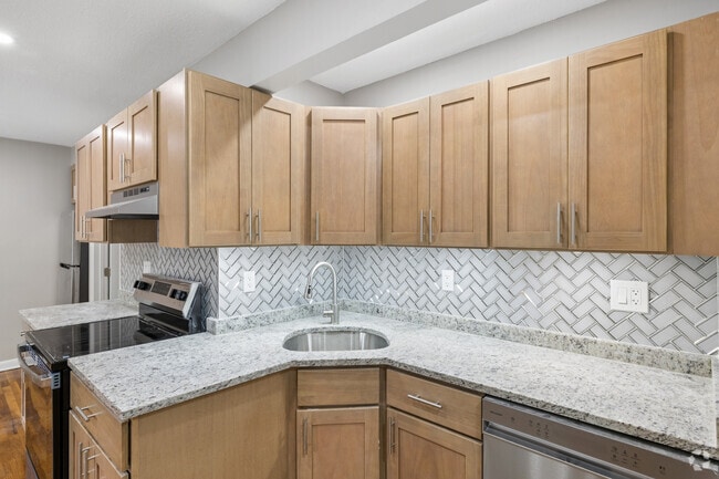 2BR, 1BA - Kitchen - Wickham Gardens Condominiums