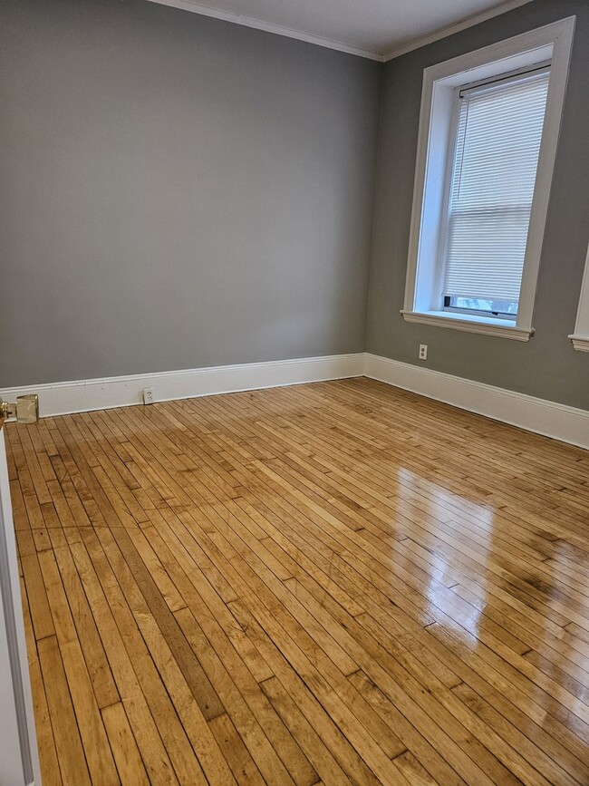 59 Brighton Ave Unit 1