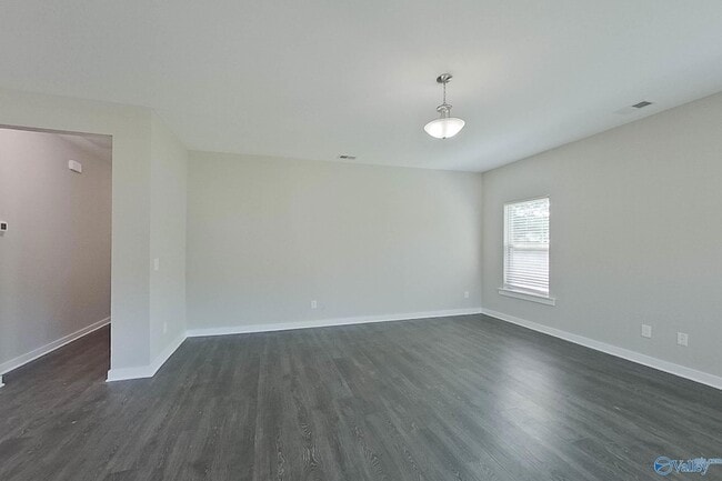 344 White Oak Cir