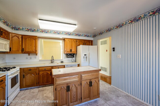 Photo - 1H Rutland Ln