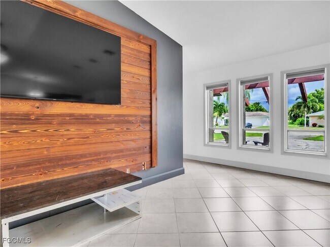 Photo - 3859 SE 7th Pl