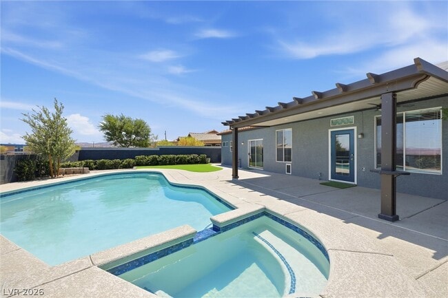 Photo - 328 Waterwheel Falls Dr