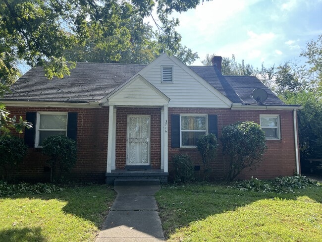 Building Photo - 3716 Westcliffe Ave