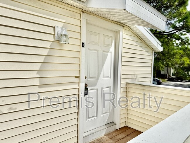 Photo - 123 Loblolly Ct Unit #D